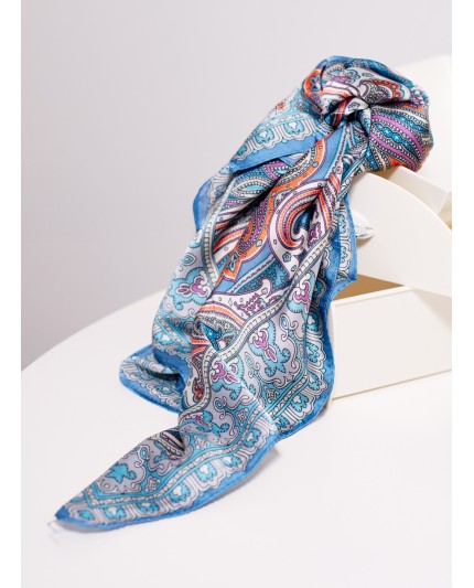 Foulard carré de soie Shirin, bleu imprimé paisley