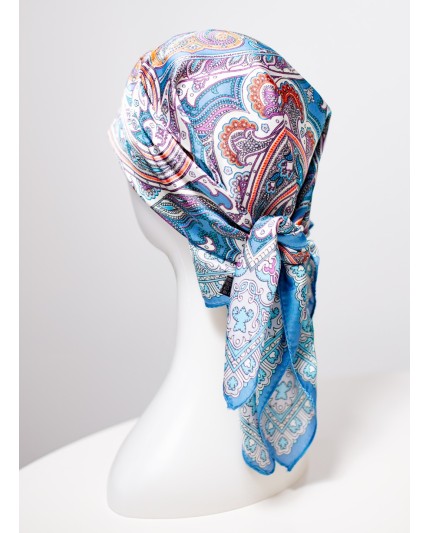 Foulard carré de soie Shirin, bleu imprimé paisley