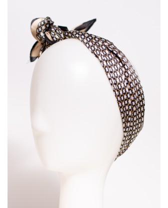 Carre de soie héritage intemporel