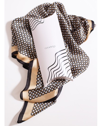 Carre de soie héritage intemporel